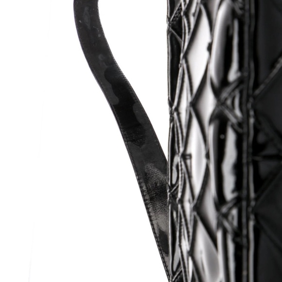 CHANEL Patent Quilted Camera Bag - Picture 4 of 5